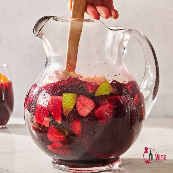 Pha chế rượu vang đỏ – Red wine spritzer